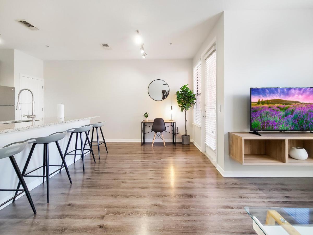 Getaway Apartment Near Beaches And Airport Tampa Eksteriør billede