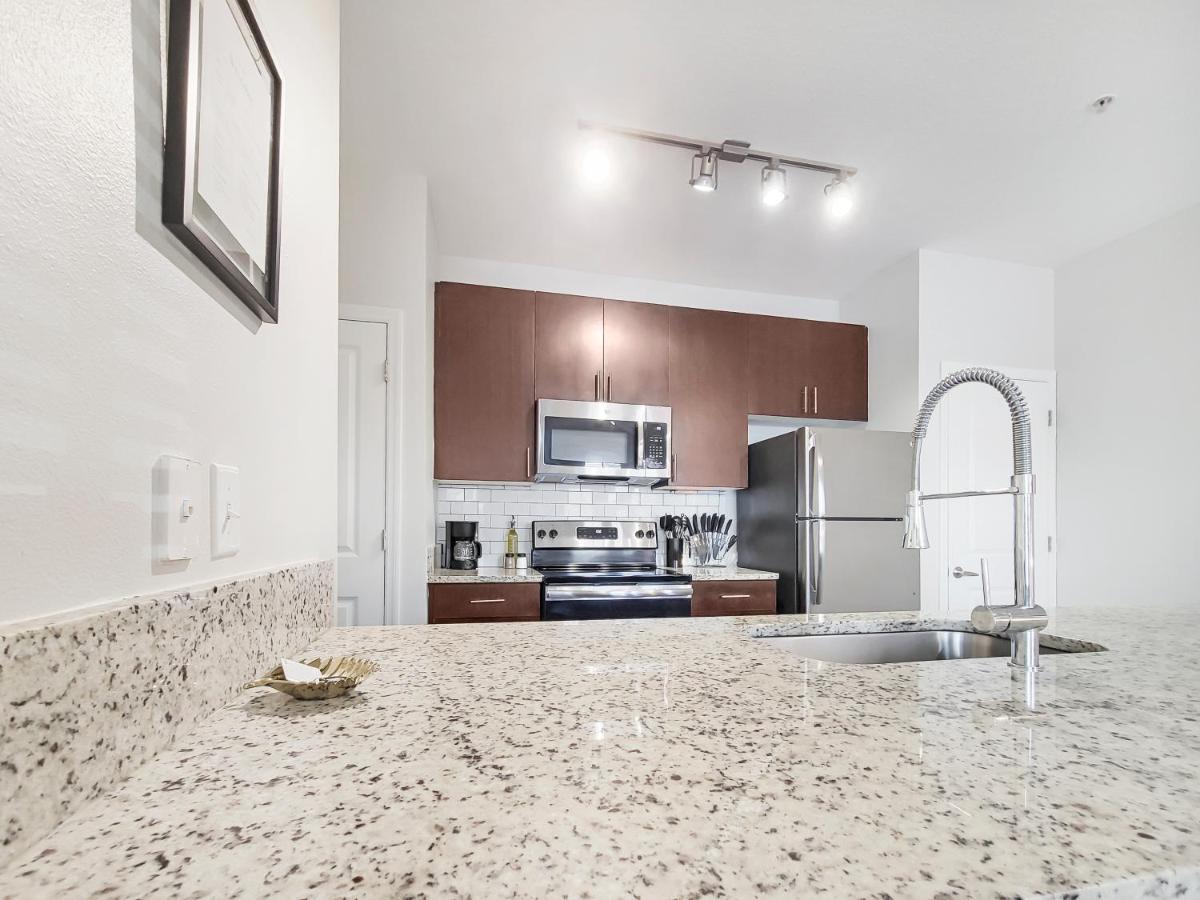 Getaway Apartment Near Beaches And Airport Tampa Eksteriør billede