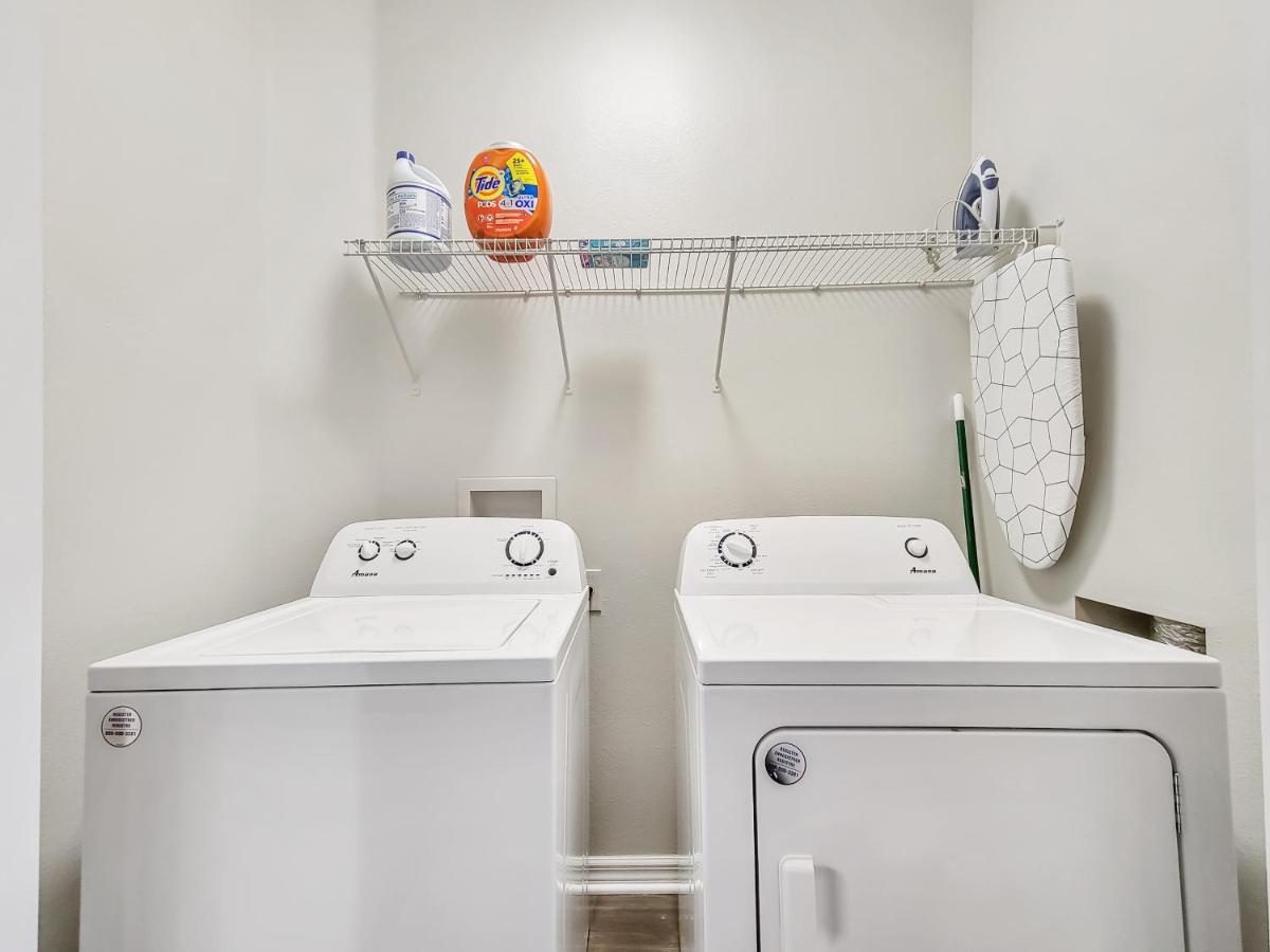 Getaway Apartment Near Beaches And Airport Tampa Eksteriør billede
