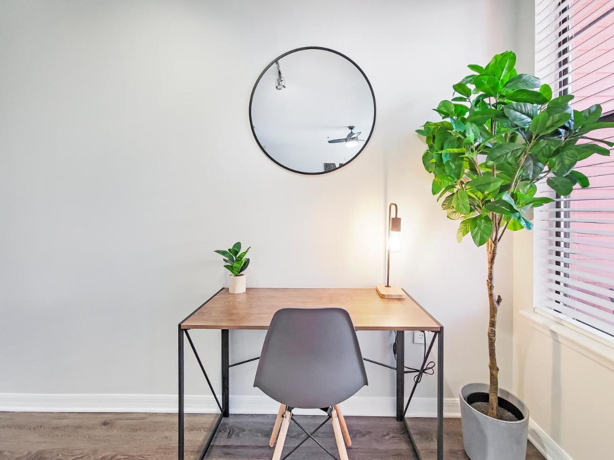 Getaway Apartment Near Beaches And Airport Tampa Eksteriør billede