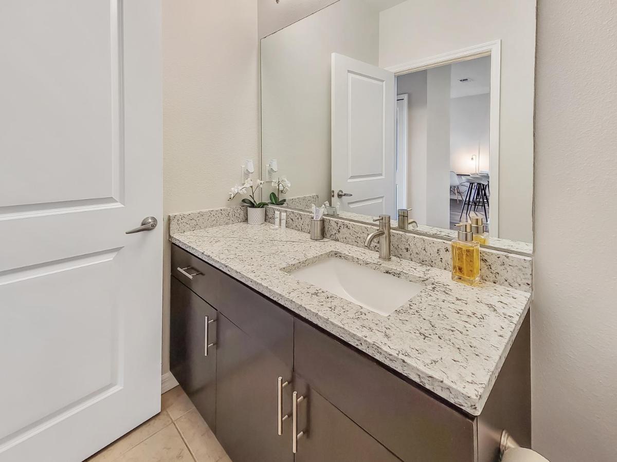 Getaway Apartment Near Beaches And Airport Tampa Eksteriør billede