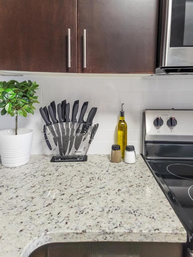 Getaway Apartment Near Beaches And Airport Tampa Eksteriør billede