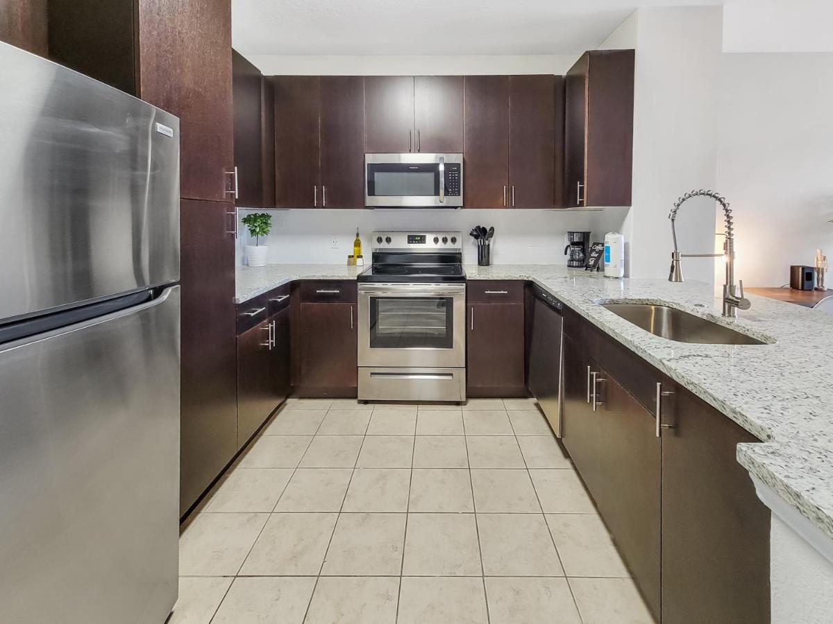Getaway Apartment Near Beaches And Airport Tampa Eksteriør billede